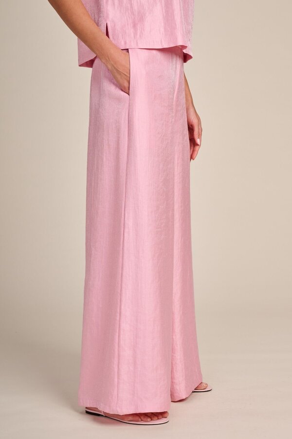Elia - Pink