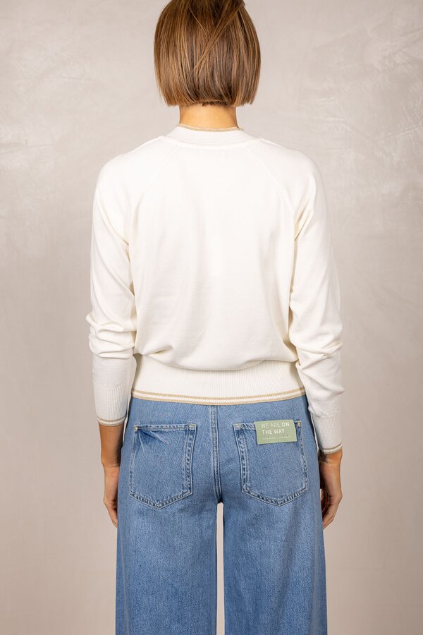 230368_3.JPG