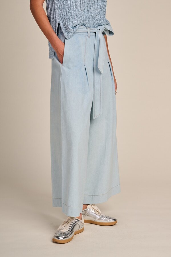 Weed - Light Blue Wash